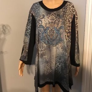 Blingy shark bite tunic